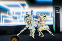 040